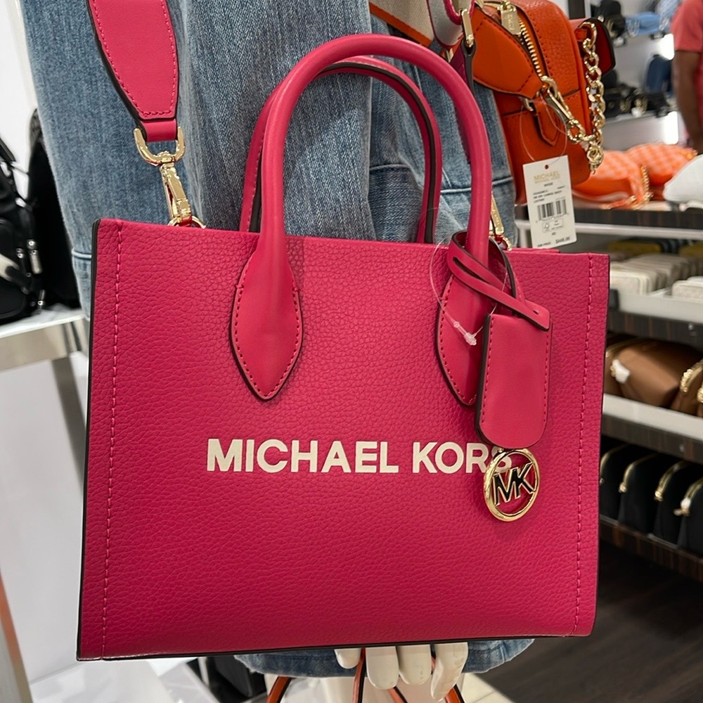 Michael Kors Mirella Small Pebbled Leather Shopper Crossbody XBODY Bag MK
NWT - Picture 9 of 16
